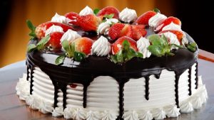 بهترین گز اصفهان کیک تولد با طعم های مختلف
