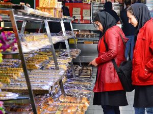 بهترین گز اصفهان ما توی آریا هر روز یه قاب ثابت داریم!؟