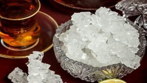 بهترین گز اصفهان از رفع خواب آلودگی تا تکرر ادرار با کمک نبات