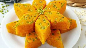 نگهداری شیرینی لوز آریا | گز و شیرینی آریا (بهترین گز اصفهان)
