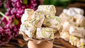 گز و شیرینی آریا (بهترین گز اصفهان)