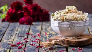 گز در مراسم‌های خاص | گز و شیرینی آریا | بهترین گز اصفهان