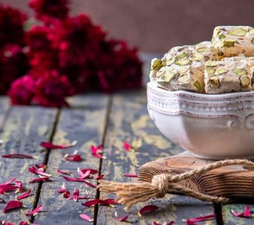 گز در مراسم‌های خاص | گز و شیرینی آریا | بهترین گز اصفهان