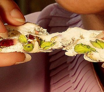 مواد اولیه استفاده شده در تهیه گز | گز و شیرینی آریا | بهترین گز اصفهان