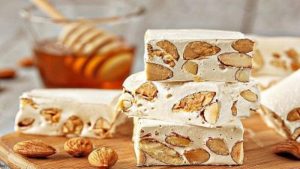 نقش گز در گردشگری اصفهان | گز و شیرینی آریا | بهترین گز اصفهان
