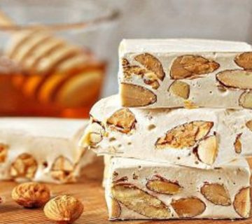 نقش گز در گردشگری اصفهان | گز و شیرینی آریا | بهترین گز اصفهان