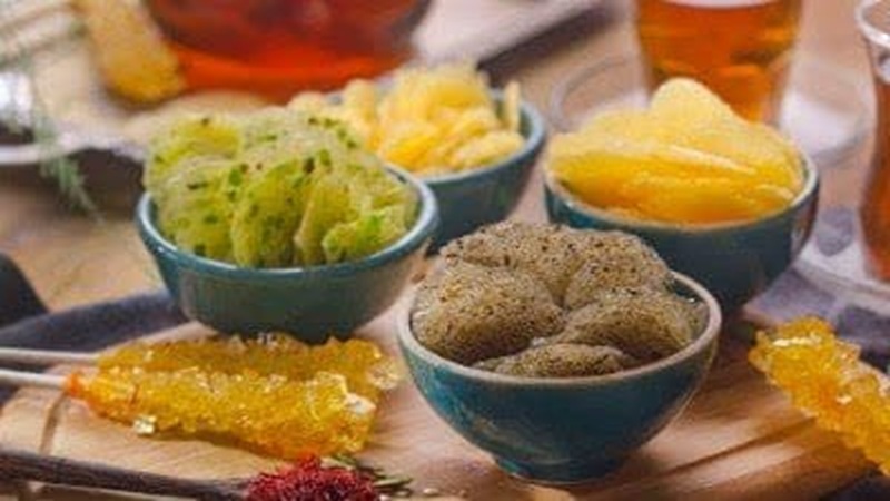 انواع پولکی |گز و شیرینی آریا | بهترین گز اصفهان | مزایای گز در رژیم غذایی سالم | معایب و محدودیتهای مصرف گز |