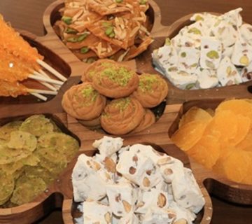 نقش گز و پولکی در مراسم و جشن‌های ایرانی | گز و شیرینی آریا (بهترین گز اصفهان)