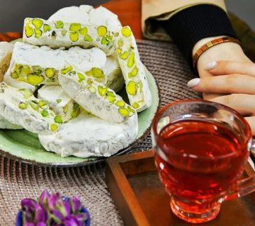 تارگز و شیرینی آریا (بهترین گز اصفهان)یخچه گز و پولکی در ایران |