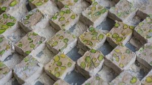 شیرینی گز و التهاب | گز و شیرینی آریا | بهترین گز اصفهان